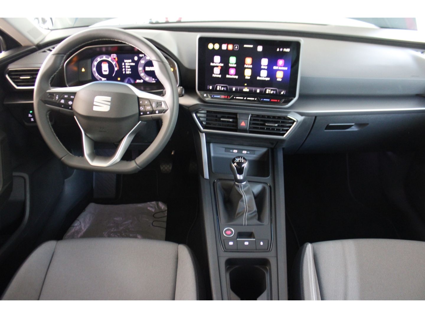 Fahrzeugabbildung SEAT Leon Sportstourer 1.5 TSI Style LED Full Link RF