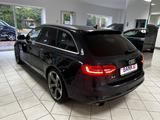 Audi A4 Avant S-Line Automatik Navi LED 19´´Alu - Benzin Gebrauchtwagen in Duisburg