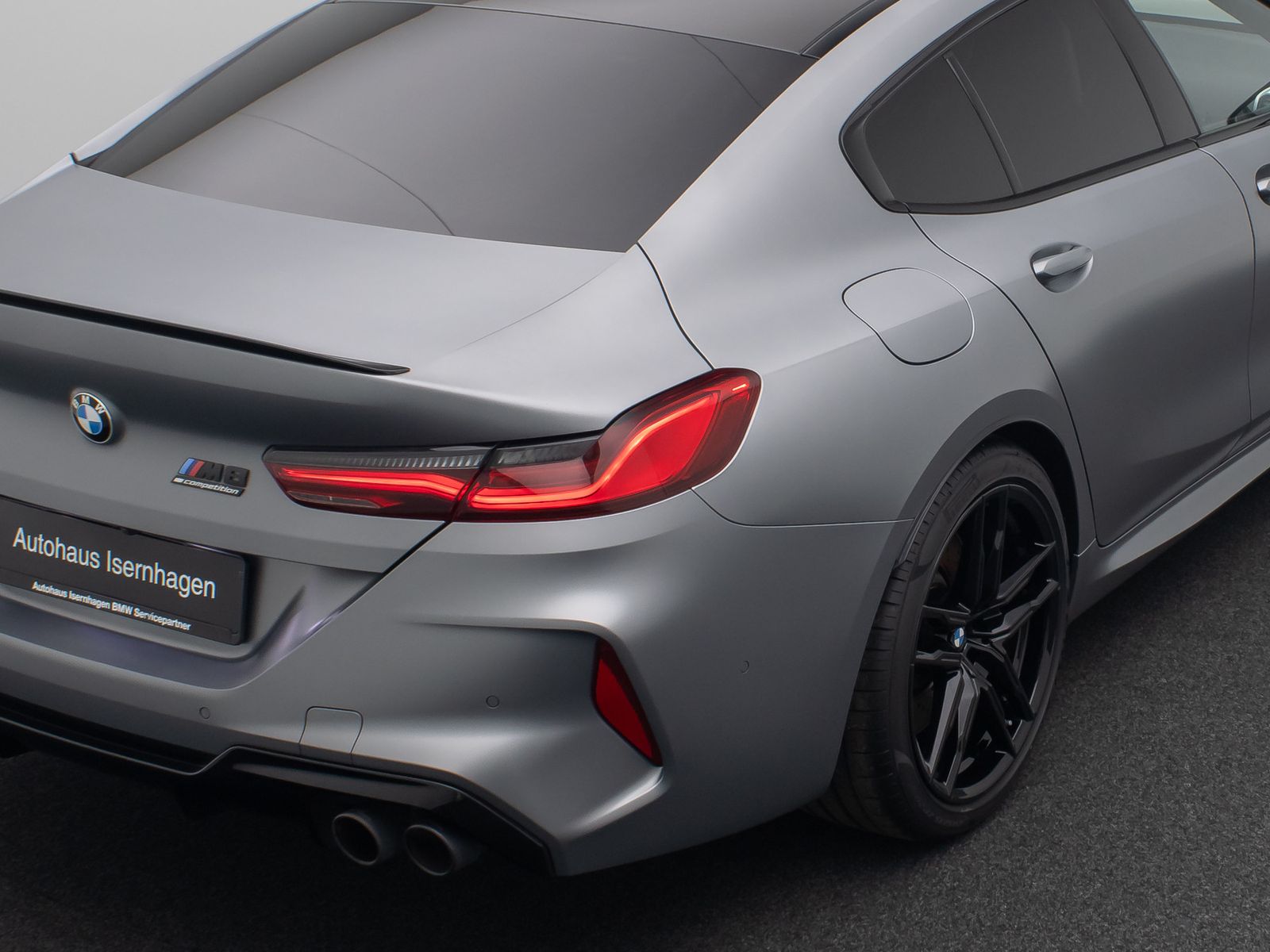 Fahrzeugabbildung BMW M8 Competition Gran Coupé Laser 360°B&W HUD Voll