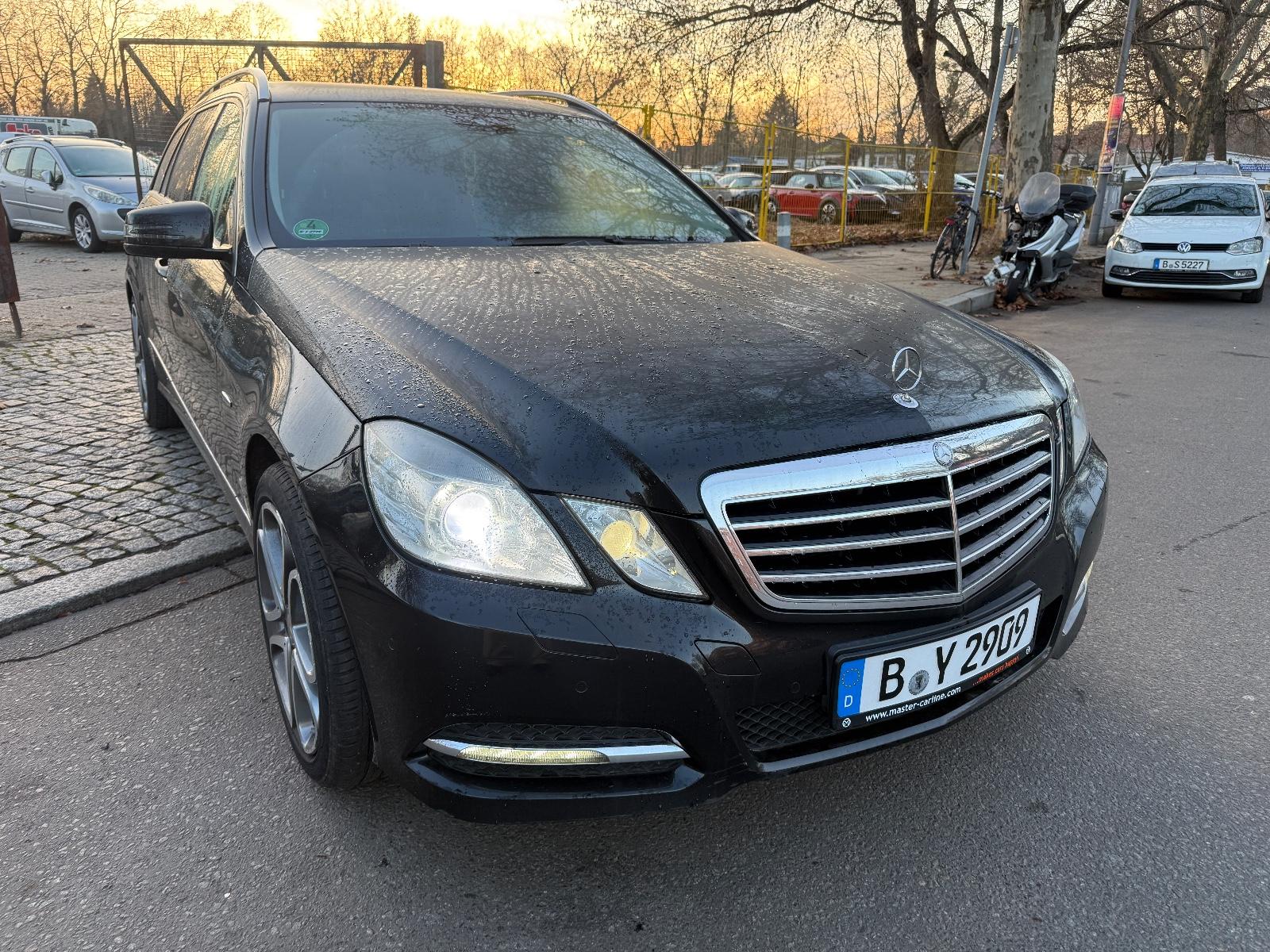 Mercedes-Benz E 200 E T-Modell E 200 CGI BlueEfficiency