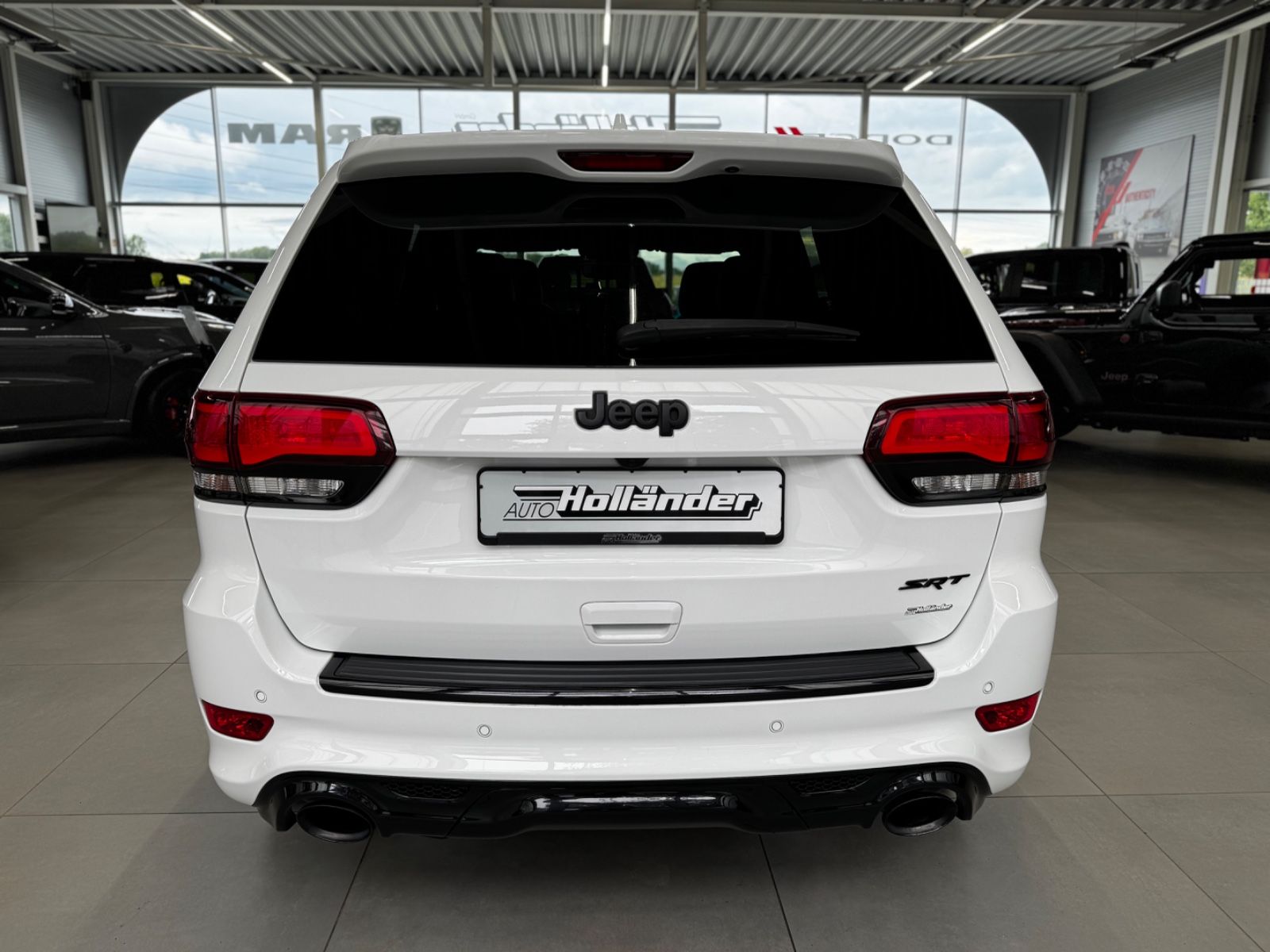 Fahrzeugabbildung Jeep Grand Cherokee 6.4 V8 HEMI SRT   "LPG-Gasanlage"