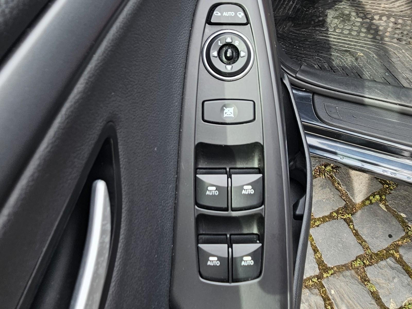 Hyundai i30 turbo | TÜV NEU(10/28) | Panoramadach 
