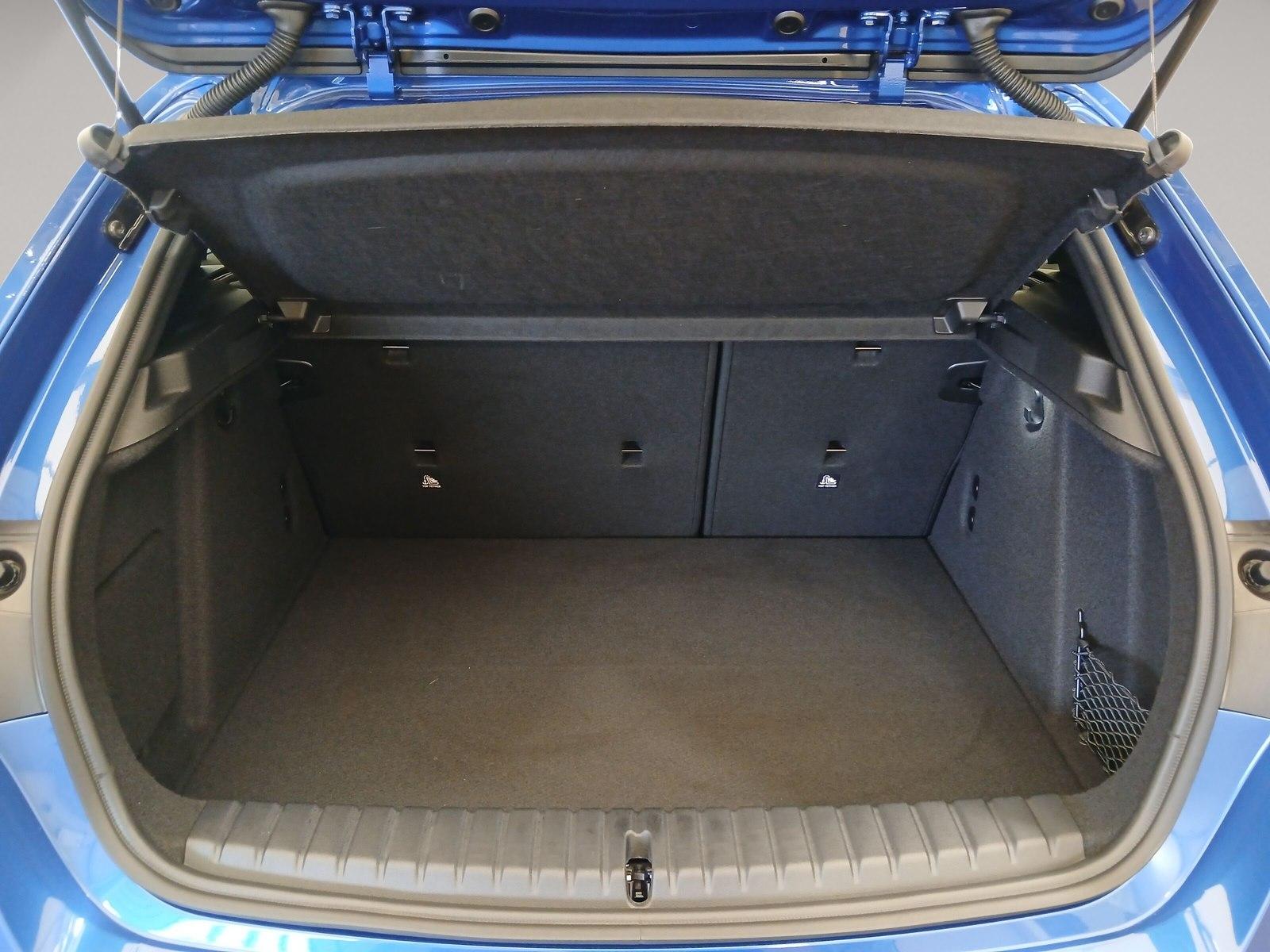 BMW M135 xDrive LED Navi HiFi h/k Komf-Zug. Kamera