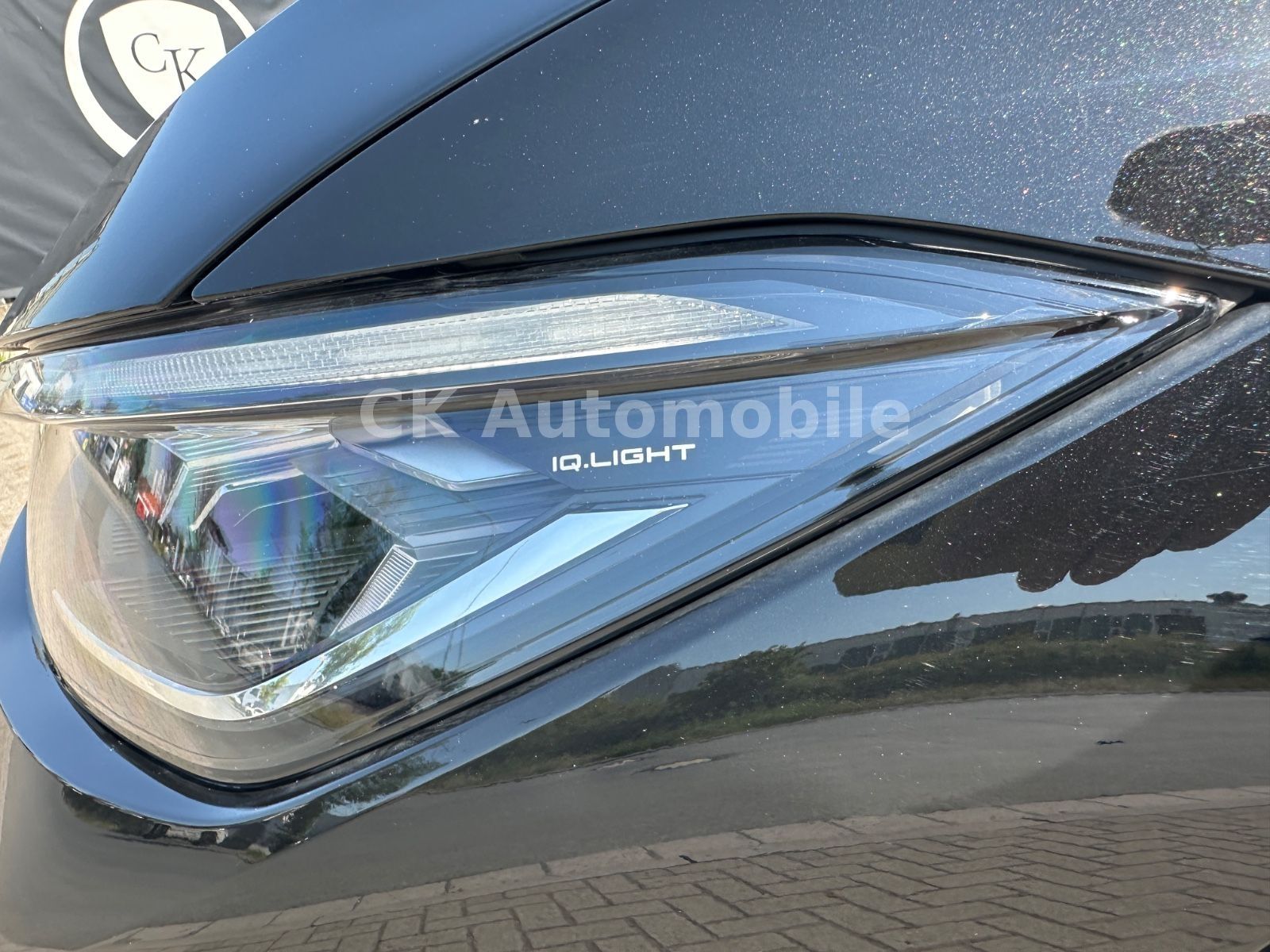 Fahrzeugabbildung Volkswagen Passat Variant 2.0 TDI Elegance/Kamera/ACC/LED