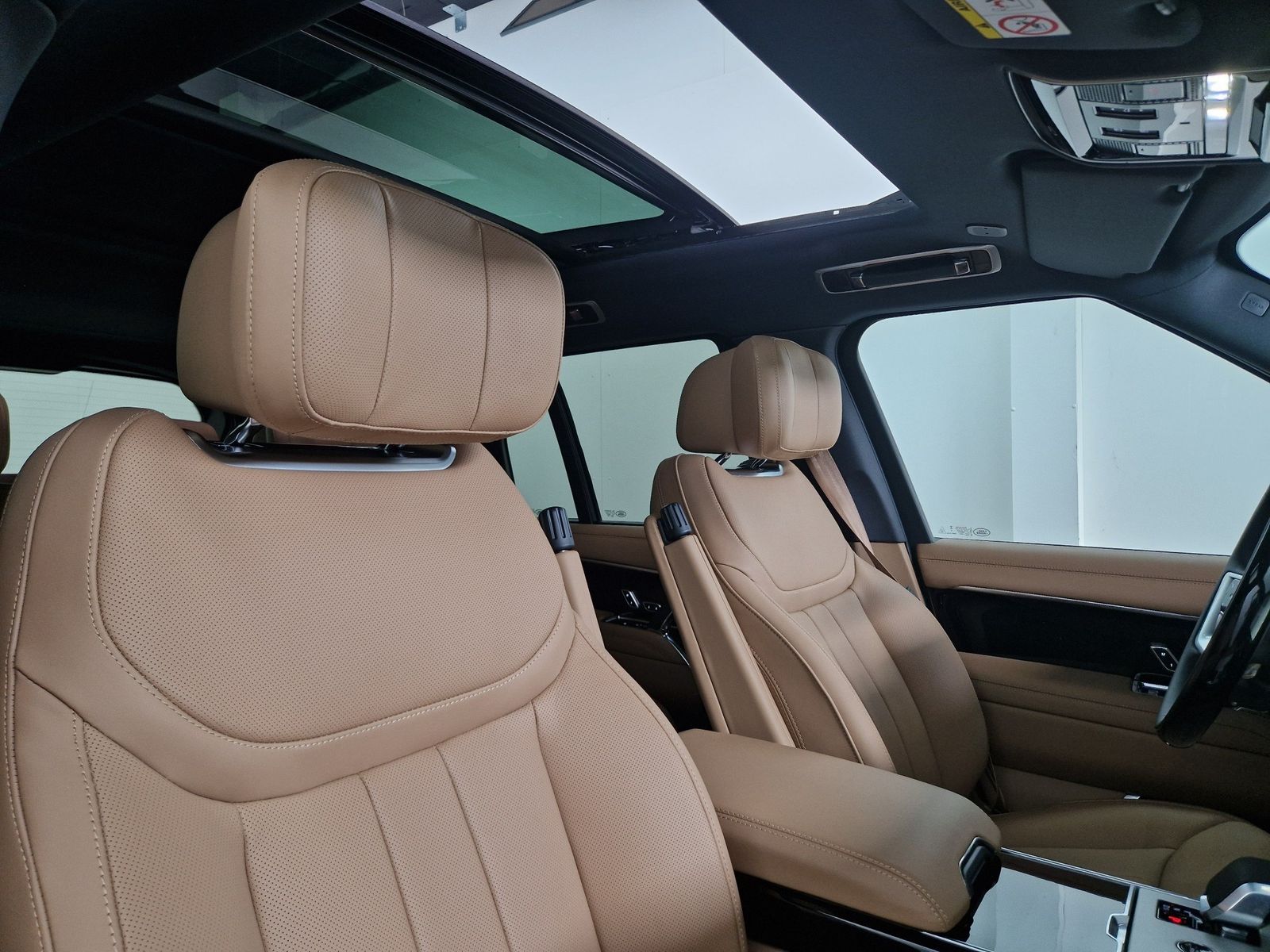 LAND ROVER Range Rover  SWB 3.0 Diesel D350 Autobiography – Bild 17