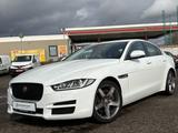 Jaguar XE 20t 200PS Prestige Automatik & TÜV NEU - Jaguar XE Prestige mit Benzin-Antrieb
