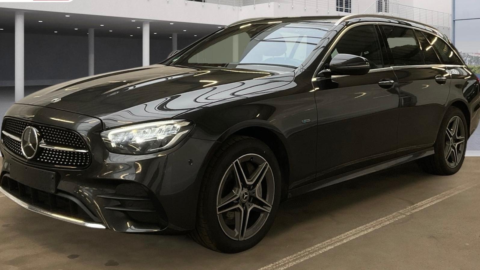 Mercedes-Benz T-Modell E 300 de 4Matic AMG LINE