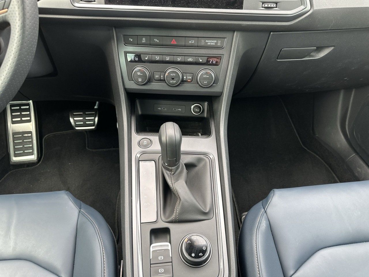 Fahrzeugabbildung CUPRA Ateca VZ 2.0 TSI 300 PS DSG 4Drive
