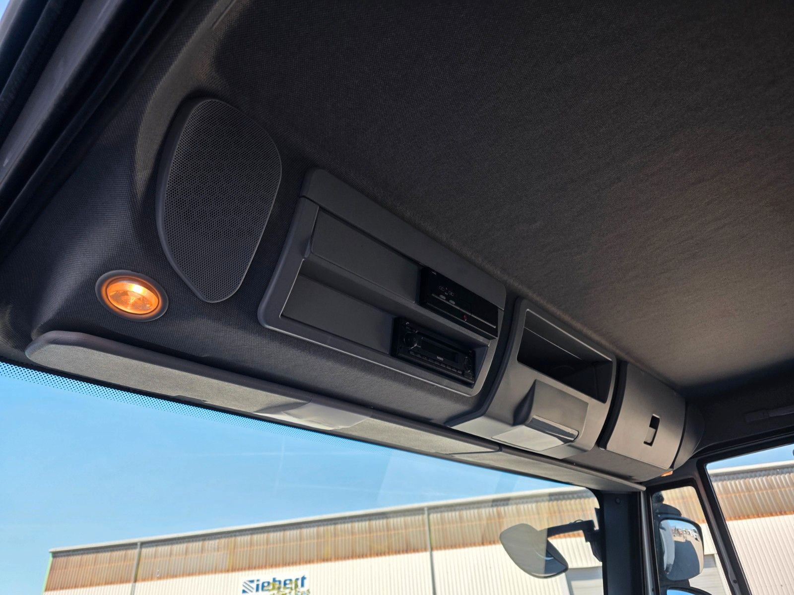 Fahrzeugabbildung Iveco Eurocargo ML75E16 Klima 3 Sitze