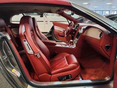 Fahrzeugabbildung Bentley Continental GTC Speed (CAM/CERAMIC/MASSAGE/XENON