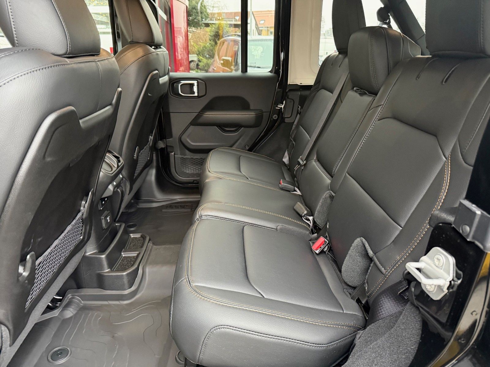 Jeep Wrangler - Bild 17