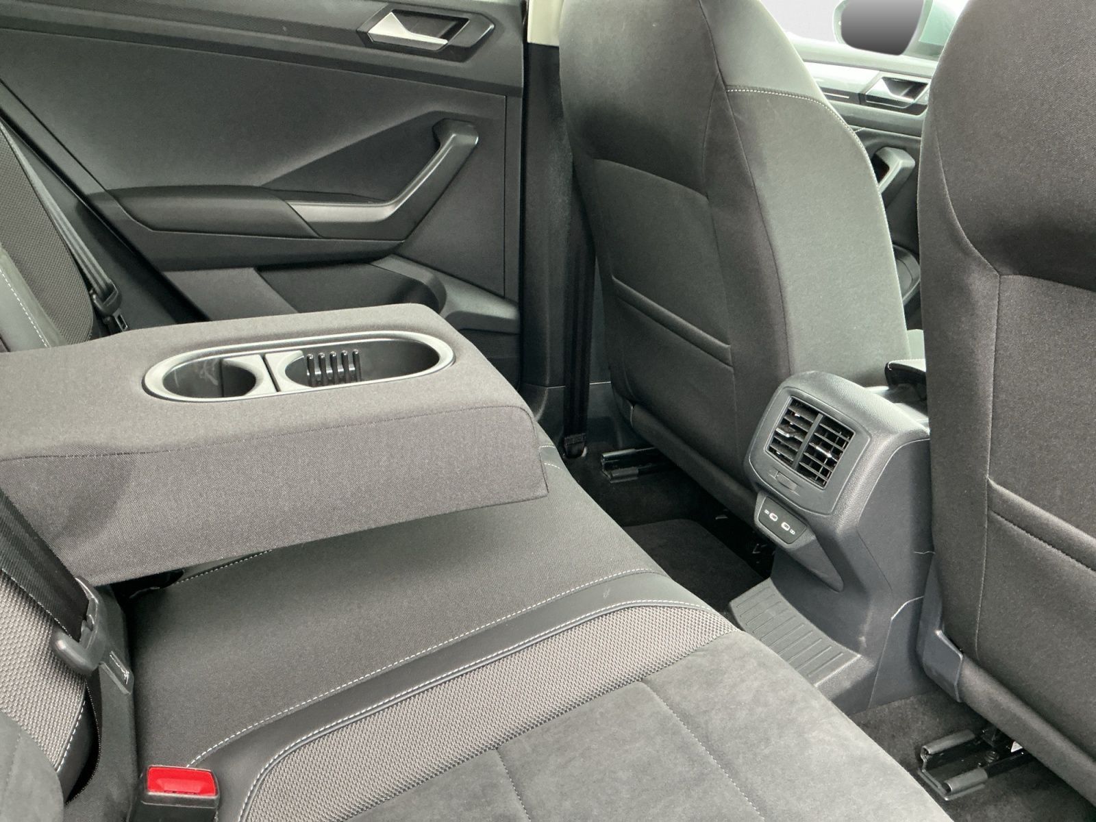 Volkswagen T-Roc - Bild 16