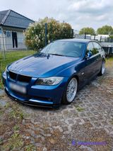 BMW E90 335i M-Paket Handschalter N54 - BMW 335 mit Benzin-Antrieb: Limousine, 335i M Paket