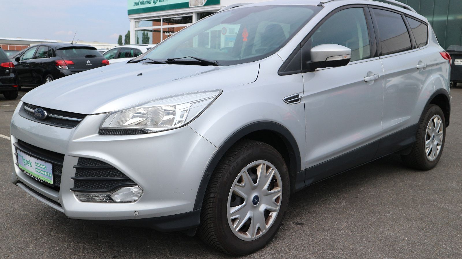 Ford Kuga - 1
