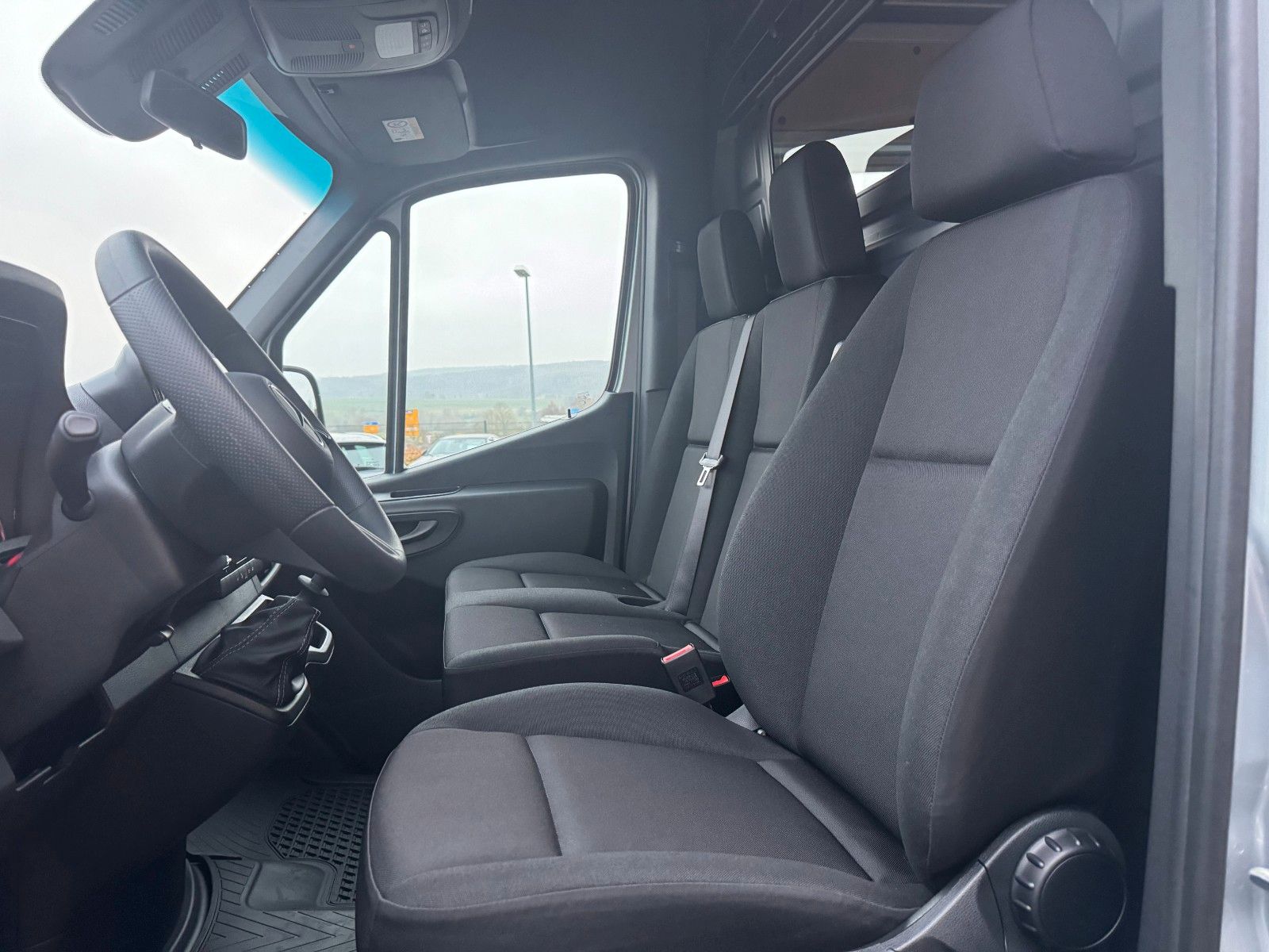 Fahrzeugabbildung Mercedes-Benz Sprinter 317 CDI 3665 Klima Kamera AHK