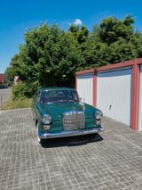 Mercedes-Benz 200D -W110