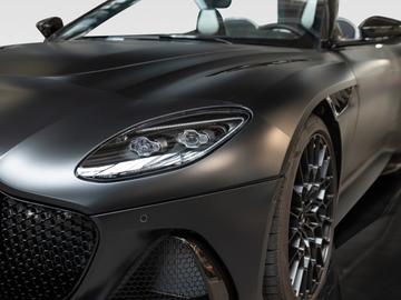 2024 Aston Martin DBS 缩略图 18