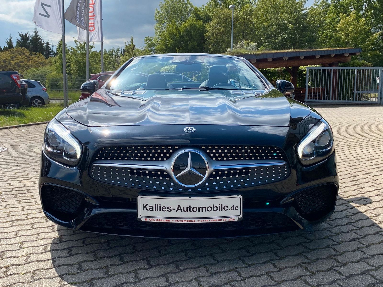 Fahrzeugabbildung Mercedes-Benz SL 400 3.0 V6 AMG+NIGHT+MAGIC-SKY+H&K+MASSAGE