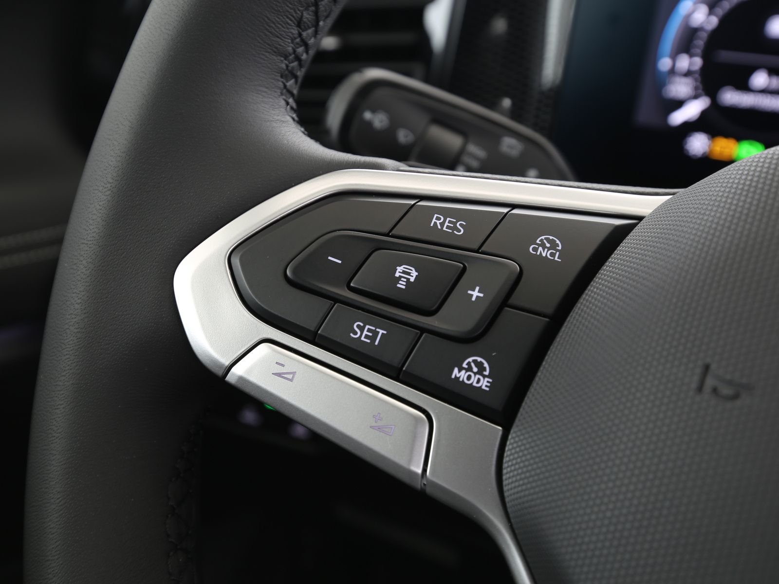 Volkswagen Tiguan - Bild 14