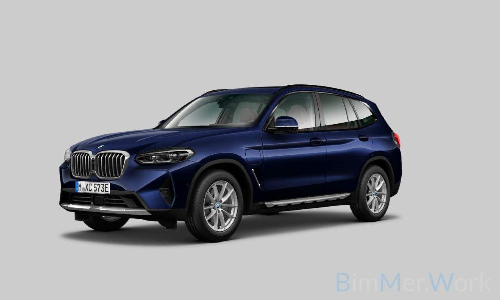 Fahrzeugabbildung BMW X3 xD30e Panorama HUD DAB Sport AHK 360° Komfort