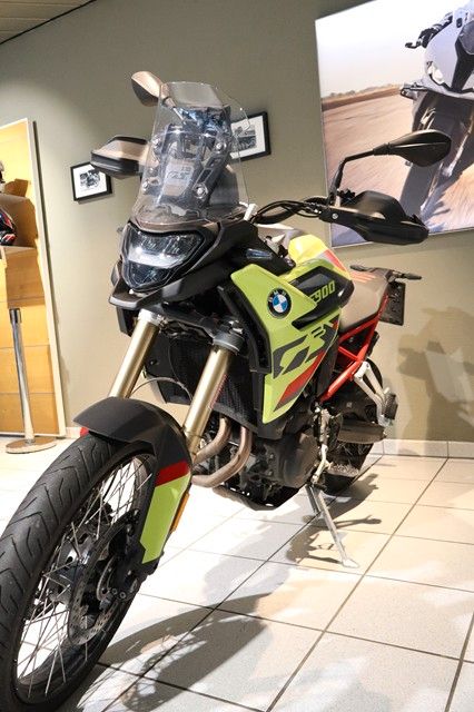 Fahrzeugabbildung BMW F900GS mit Enduro Paket