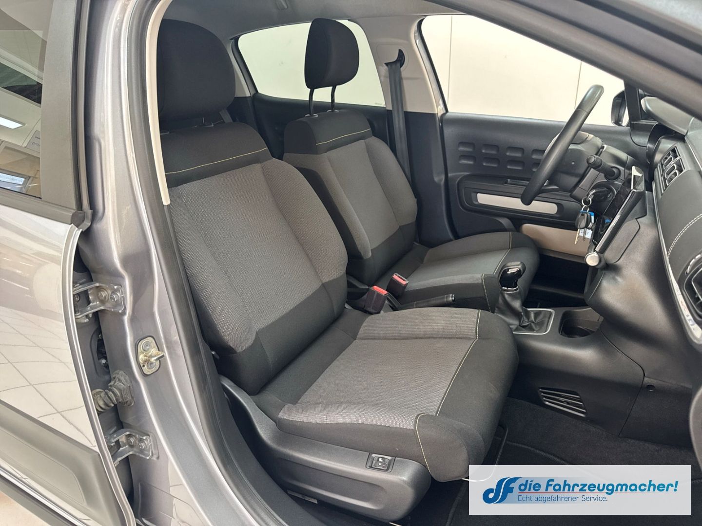 Fahrzeugabbildung Citroën C3 C-Series LED Klimaautom DAB SHZ Spurhalteass.