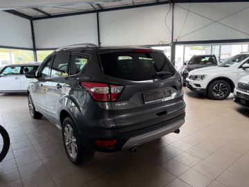 Ford Kuga - 10