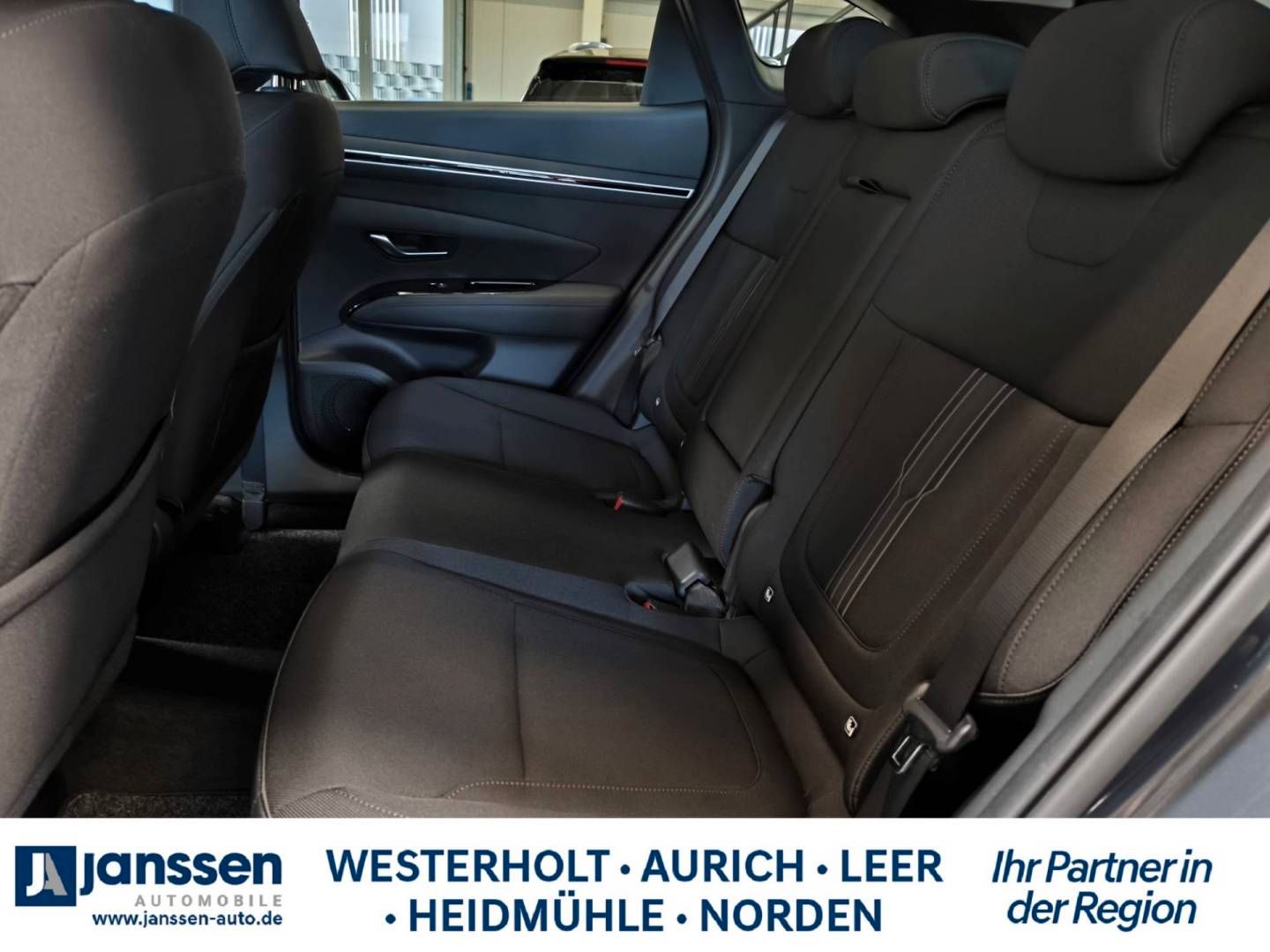 Fahrzeugabbildung Hyundai TUCSON 1.6 GDI Turbo 150PS (+48V) 7-DCT 2WD TREN