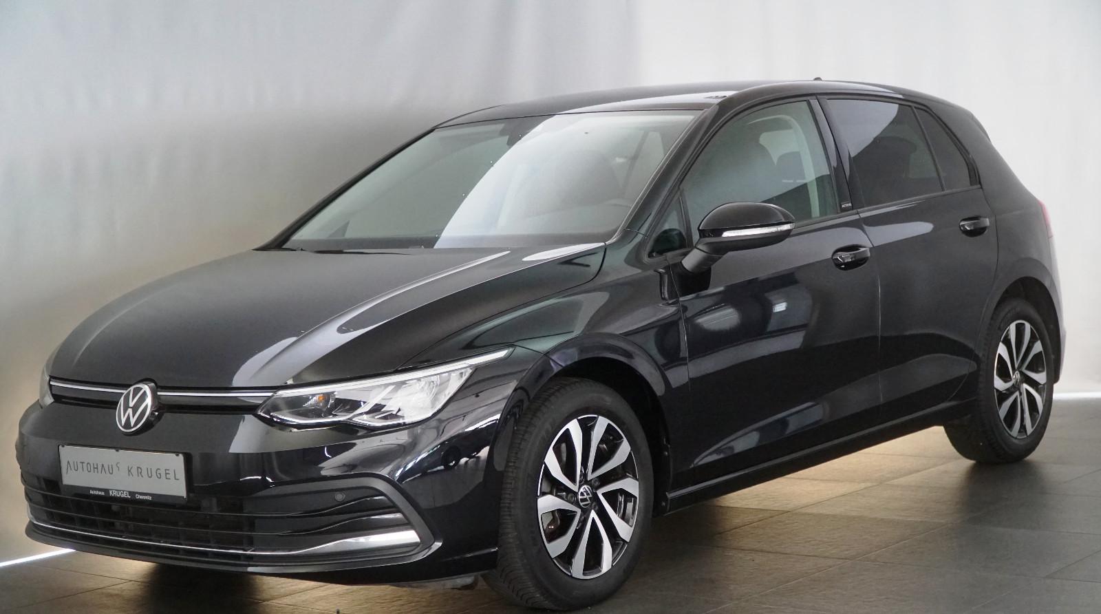 Volkswagen Golf VIII Active Deep Black!