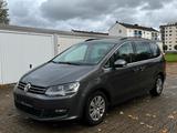Volkswagen Sharan 2.0 TDI DSG 7 SITZER BlueMotion Tech - VW Sharan Gebrauchtwagen in Karlsruhe