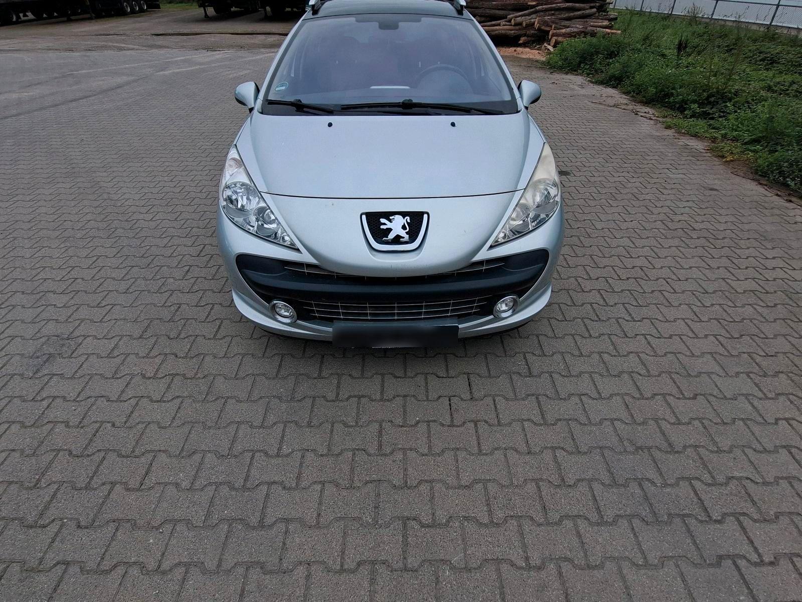 Peugeot 207