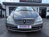 Mercedes-Benz A 180 TÜV NEU+TEMPOMAT+SHZ - Mercedes-Benz A 180 aus 2010
