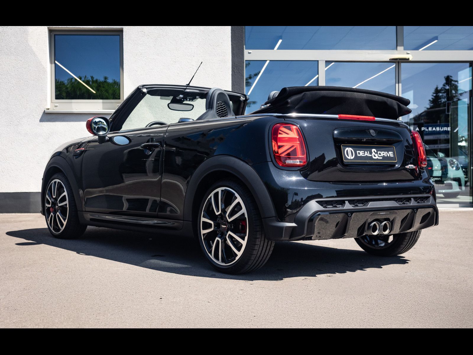 MINI John Cooper Works Cabrio °BUSINESS°KAM°ACC°HK imagem 3