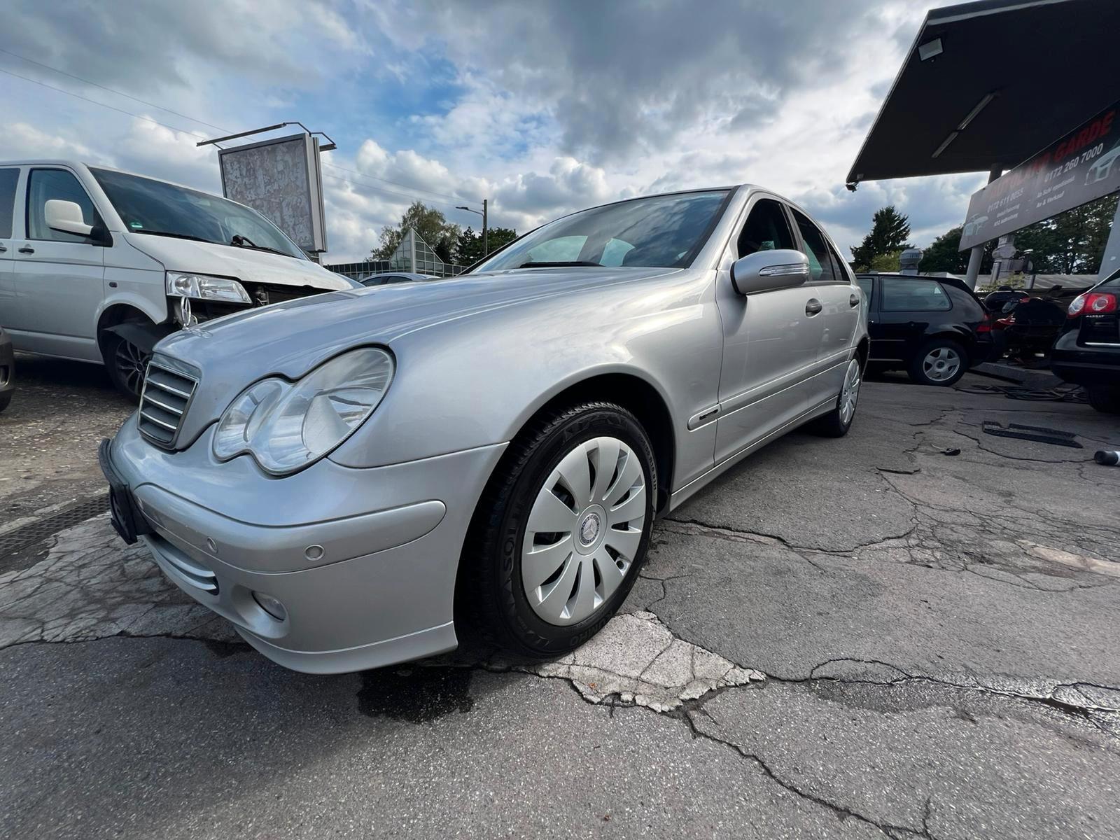 Mercedes-Benz C 220 C Limousine C 220 CDI