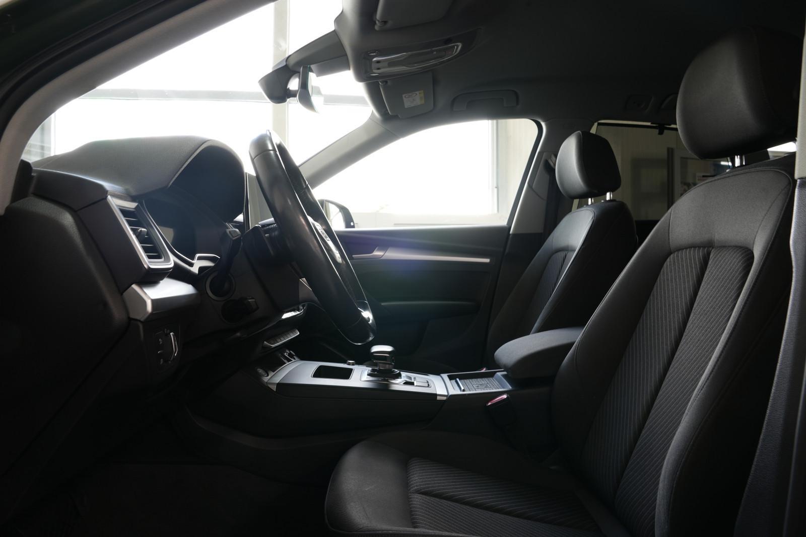 Audi Q5 40 TDI quattro S line *AUT*NAV*LED*AHK*