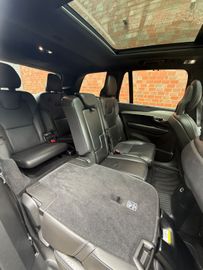 Volvo XC90 - 11