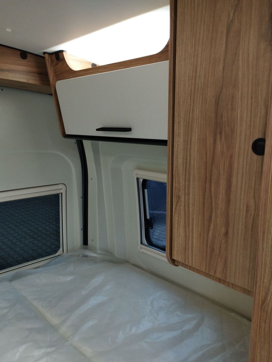 Fahrzeugabbildung Karmann Dexter 4x4 DE 560 AW Tageszulassung