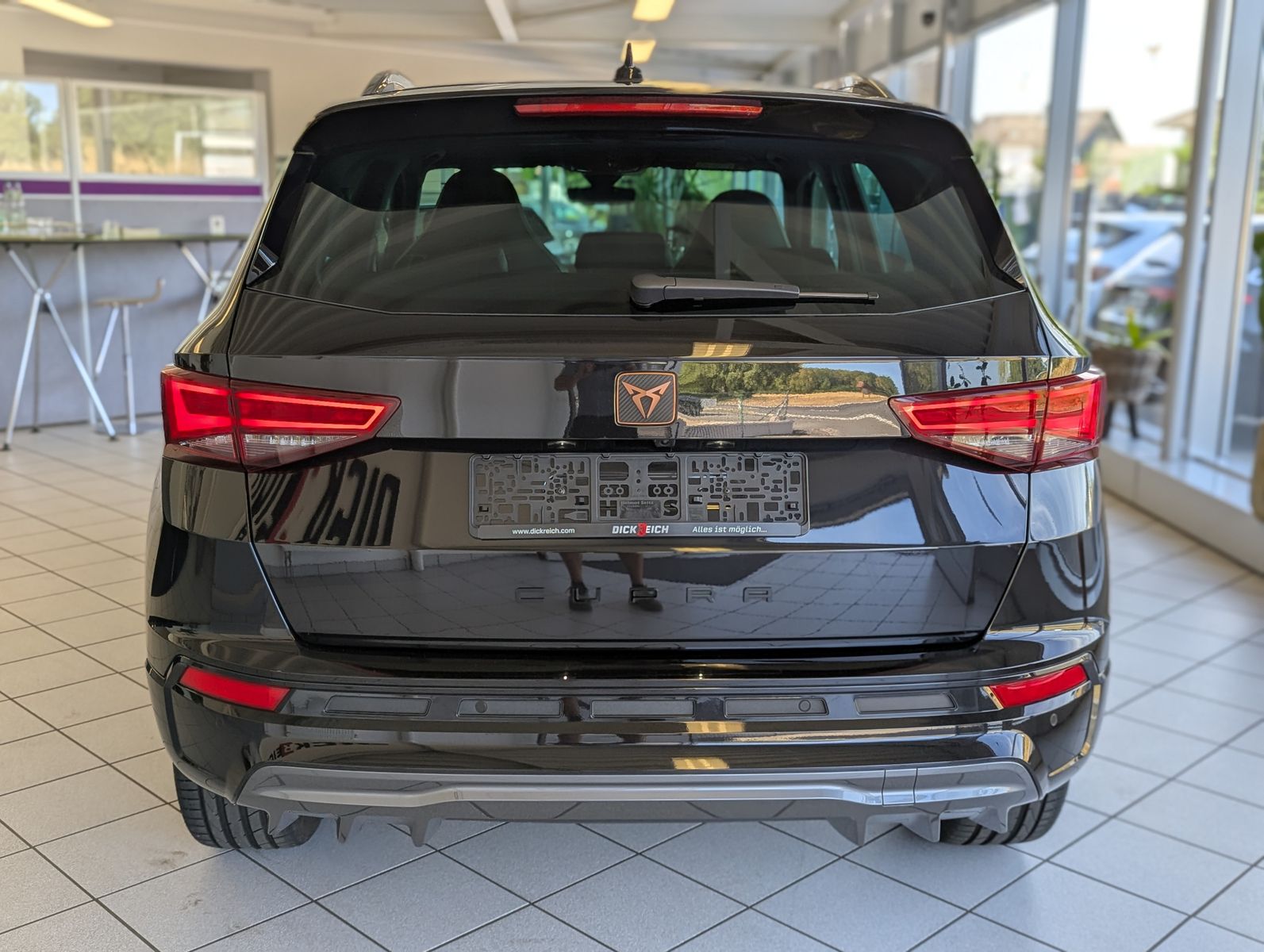 Fahrzeugabbildung CUPRA Ateca 1.5 TSI DSG Pano Dinamica ACC Cam AHK 19"