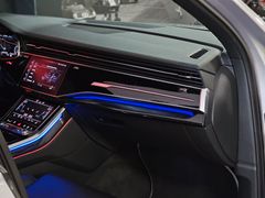 Fahrzeugabbildung Audi Q7 50 TDI quattro *S-LINE* (CAM/PANO/VIRTUAL/ACC