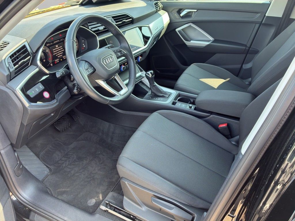 Audi Q3 40 TFSI quattro basis ACC AHK SHZ foto 10