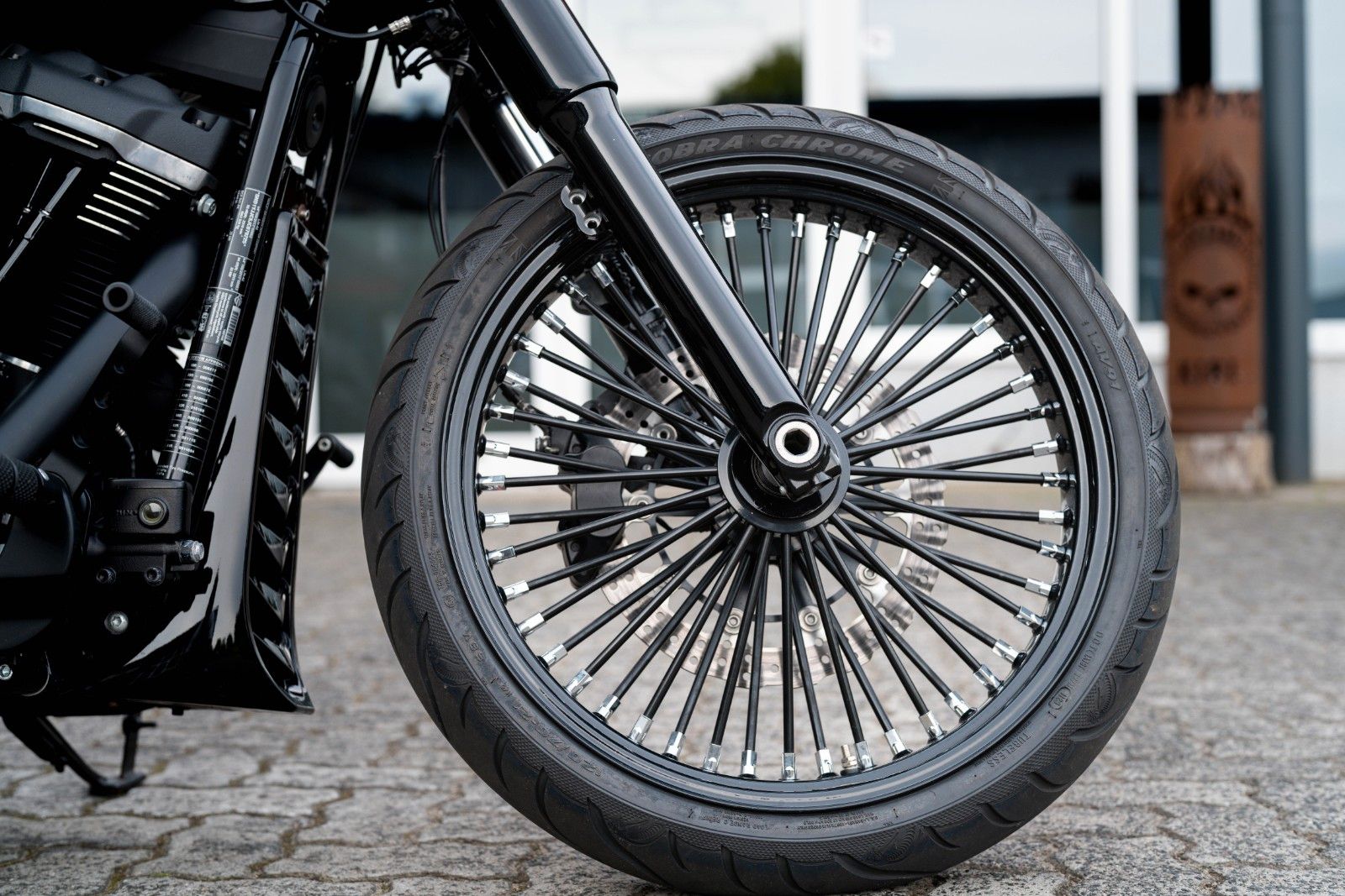 Fahrzeugabbildung Harley-Davidson FXBB STREET BOB SOFTAIL - MCJ - BIG SPOKE -