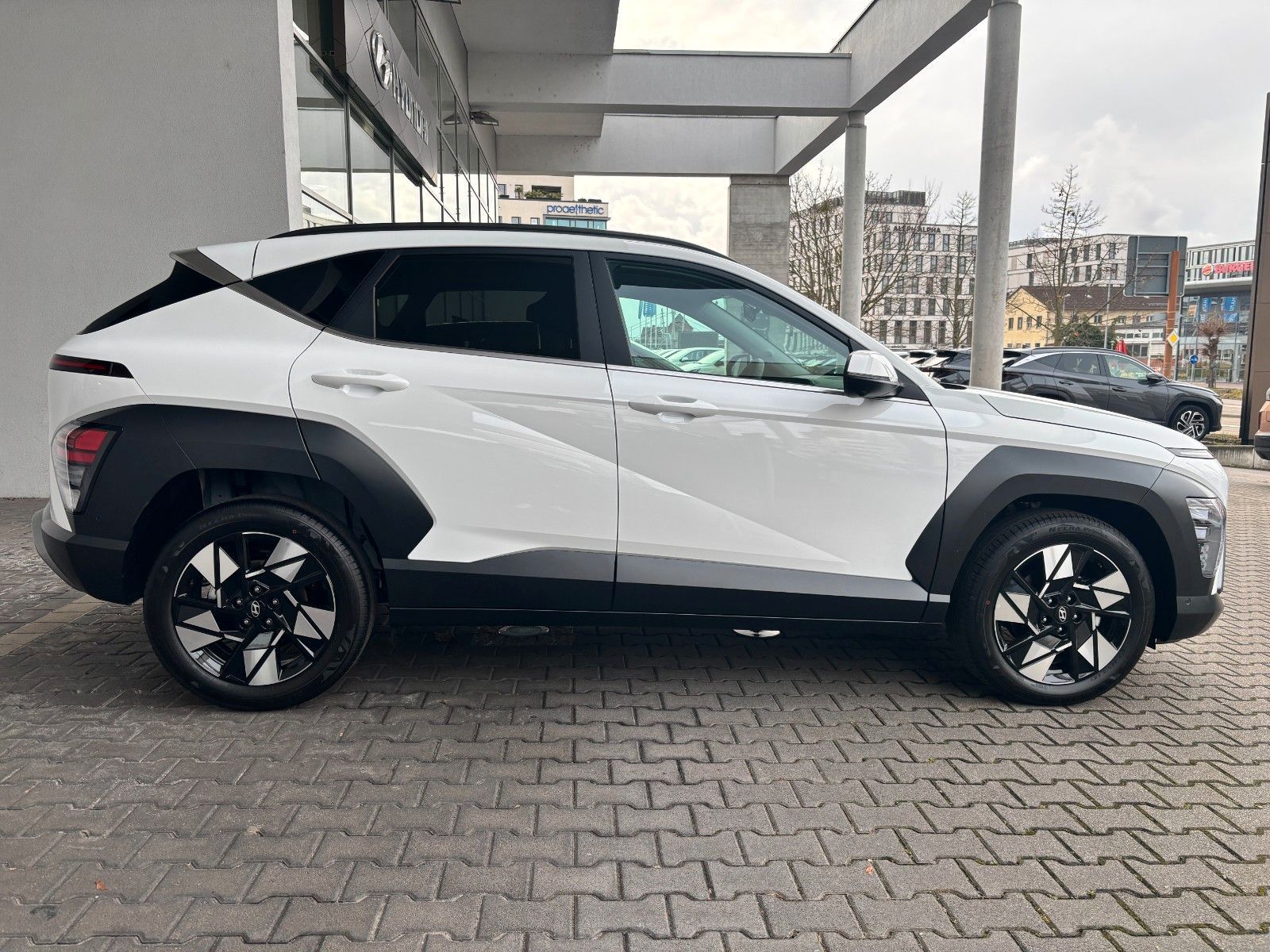Fahrzeugabbildung Hyundai Kona 1.6 T-GDI Prime 360,Kamera,LED,Navi,SHZ,ACC