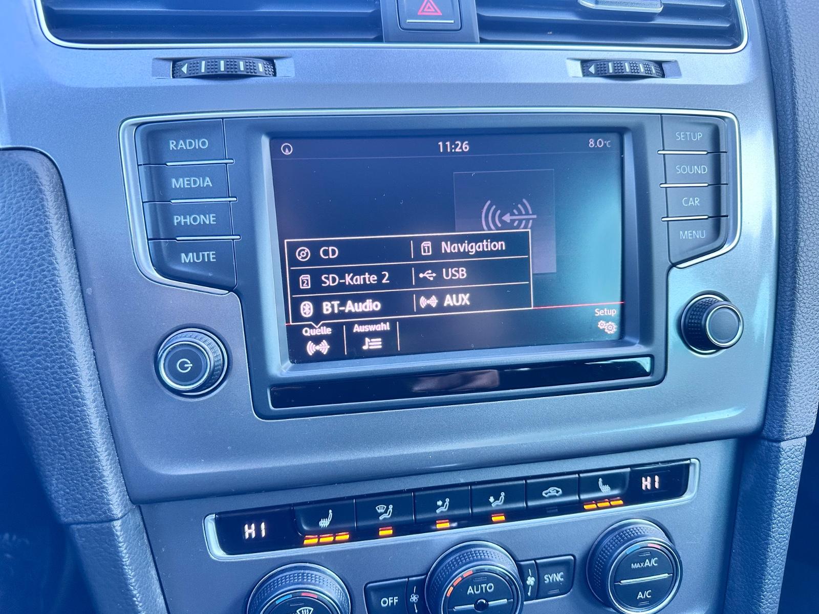 Volkswagen Golf VII Lim. Lounge BMT