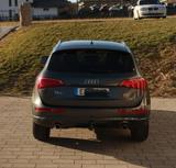 Audi Q5 3.0 TDI S tronic quattro - - Audi Q5 mit Diesel-Antrieb: Grau