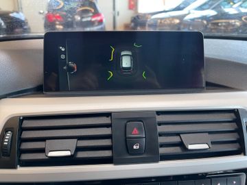 BMW 320i Advantage *NAVI*PDC*MFL*TEMP*