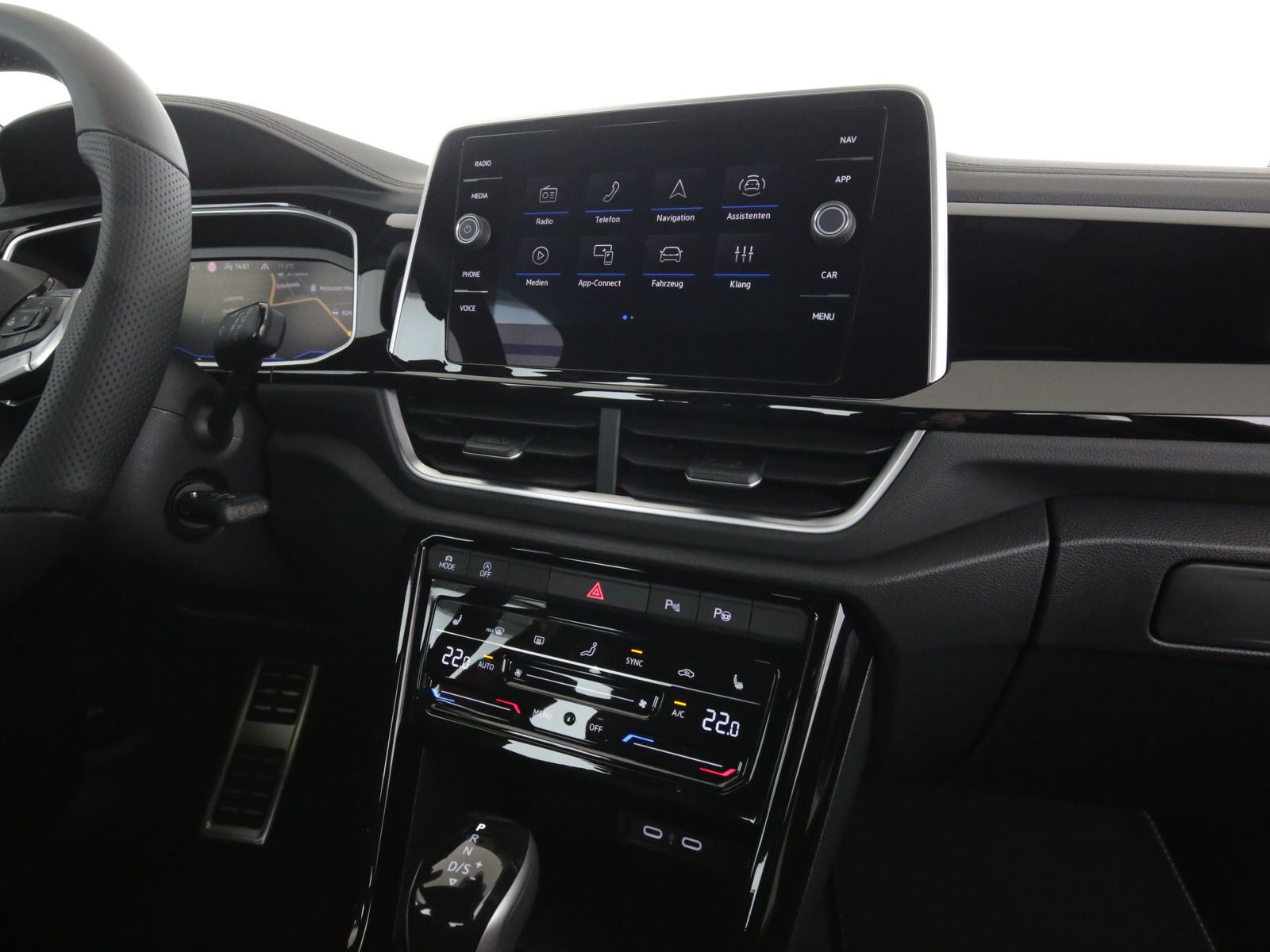 Volkswagen T-Roc - Bild 12