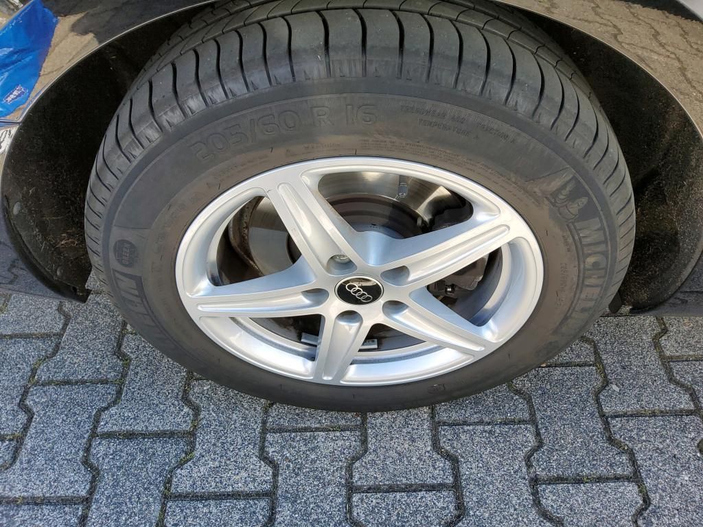 Audi A4 - Bild 17