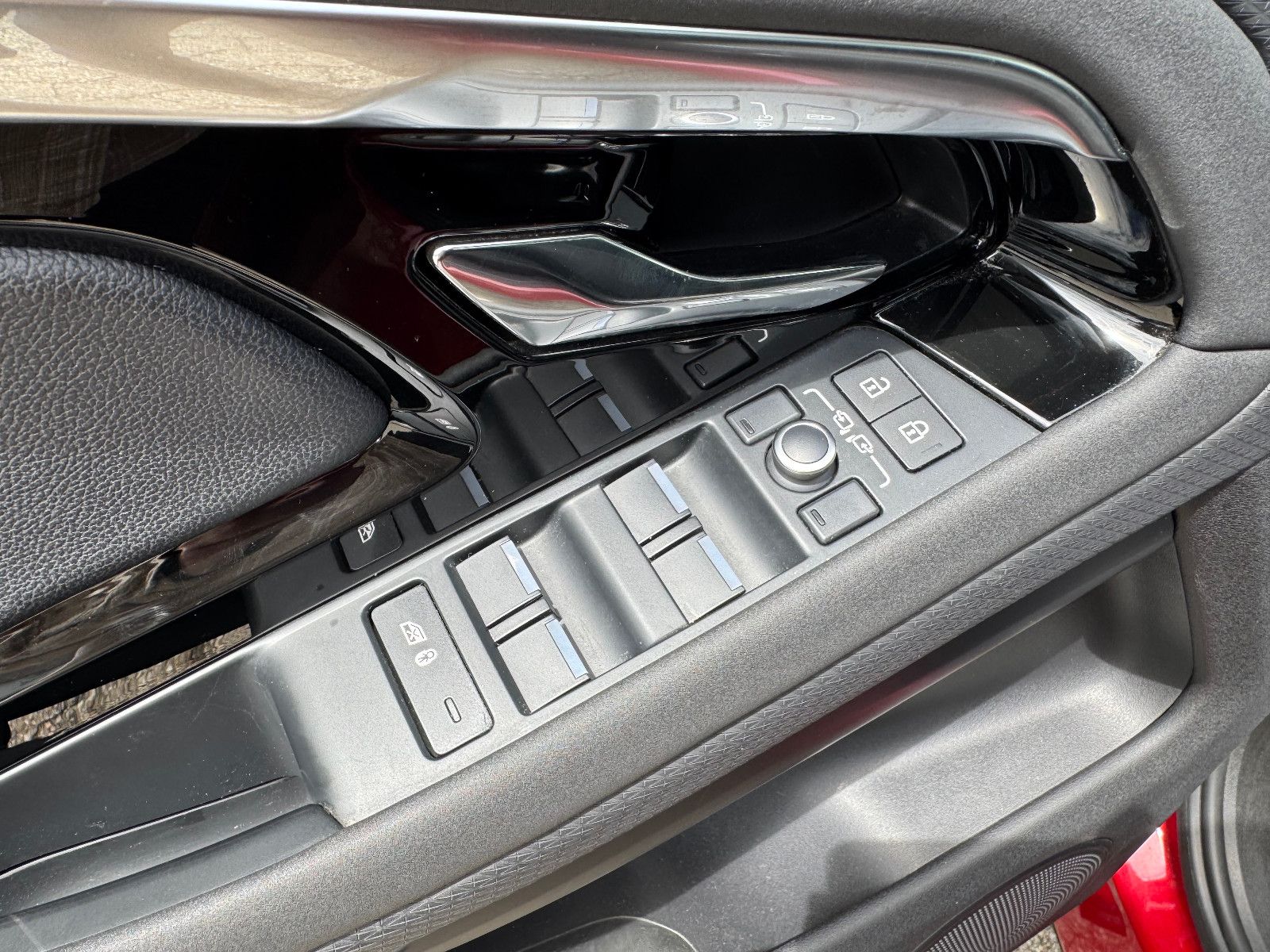Fahrzeugabbildung Land Rover Range Rover Evoque S /KAMERA/CAR-PLAY/L-HEIZUNG
