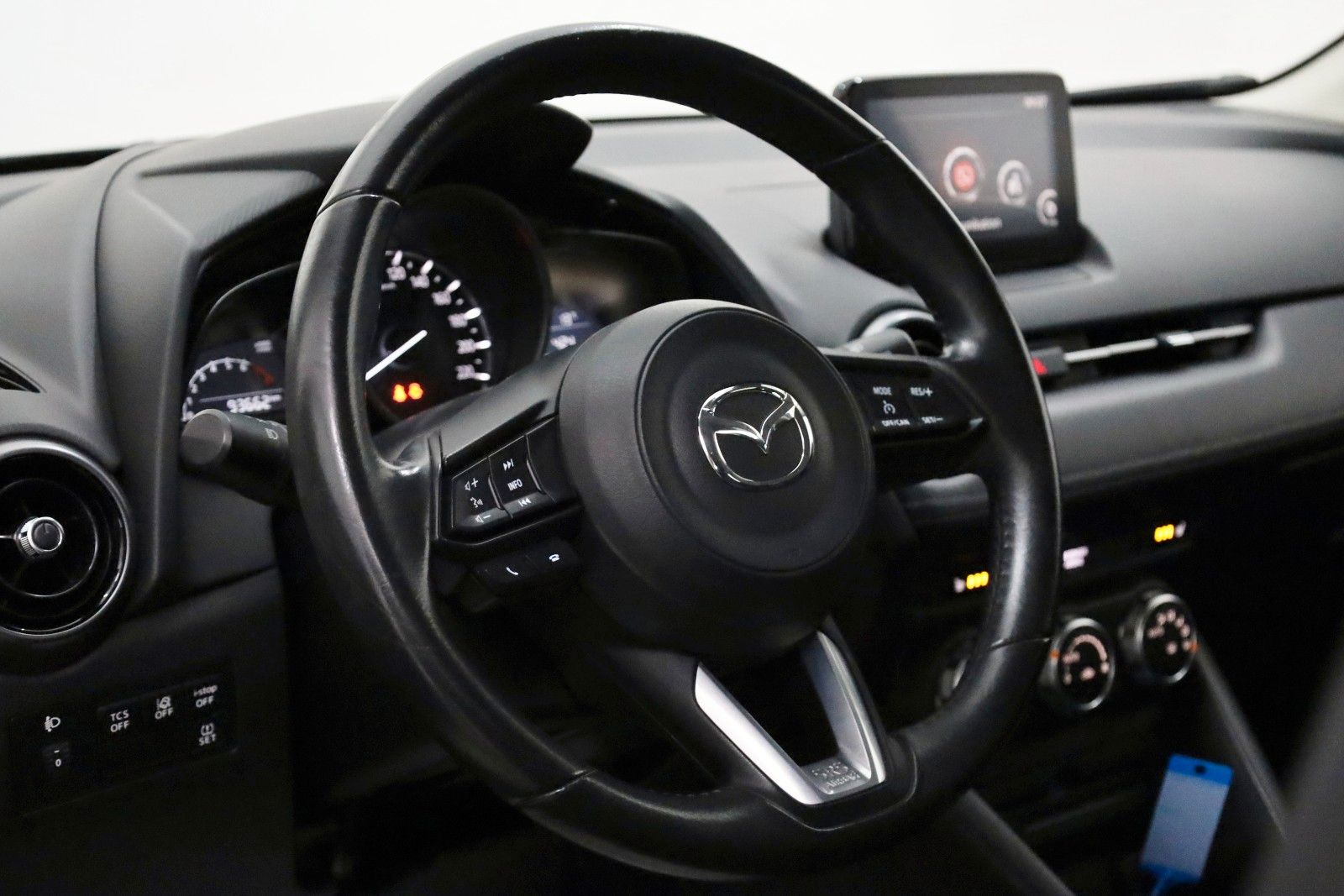 Fahrzeugabbildung Mazda CX-3 Skyactiv Center line, SH,DAB,Tempomat,PDC