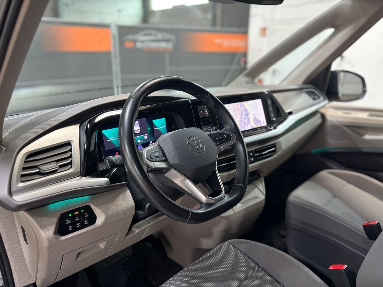 Fahrzeugabbildung Volkswagen T7 Multivan Edition#Virtual#Pano#Matrix#AHK#Kame